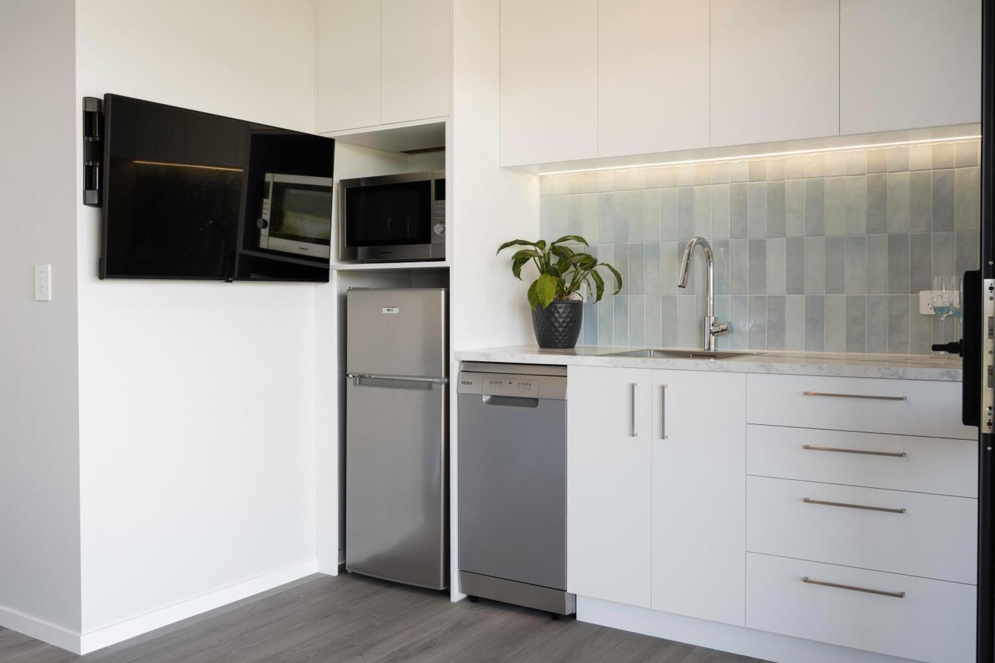 Pukehina Estuary Sunset Views Townhouse & Studio מראה חיצוני תמונה