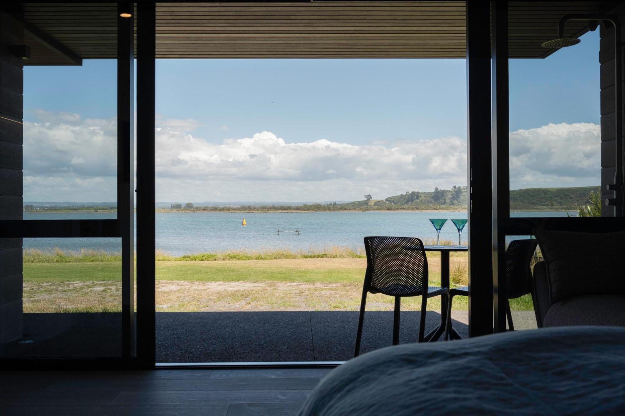 Pukehina Estuary Sunset Views Townhouse & Studio מראה חיצוני תמונה